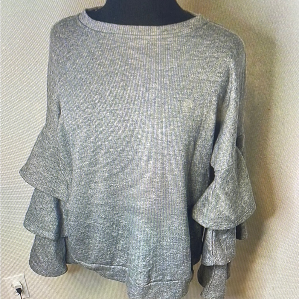 Gray Ruffle Sleeve Sweatshirt
